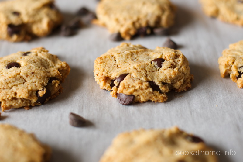 Chocolate chip ghee cookies - who would have known such an amazing flavor combination existed?! #ghee