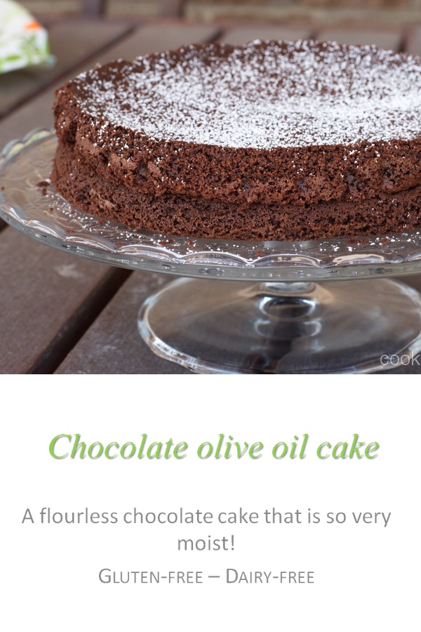 A moist, flourless chocolate cake that is the best one ever made, according to my family! Using olive oil, good quality cocoa and love ...! #flourlesscake #cookathome #glutenfree #dairyfree