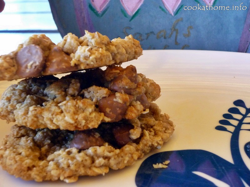 Oatmeal choc chip cookies (Choc covered Katie recipe) Cook at Home